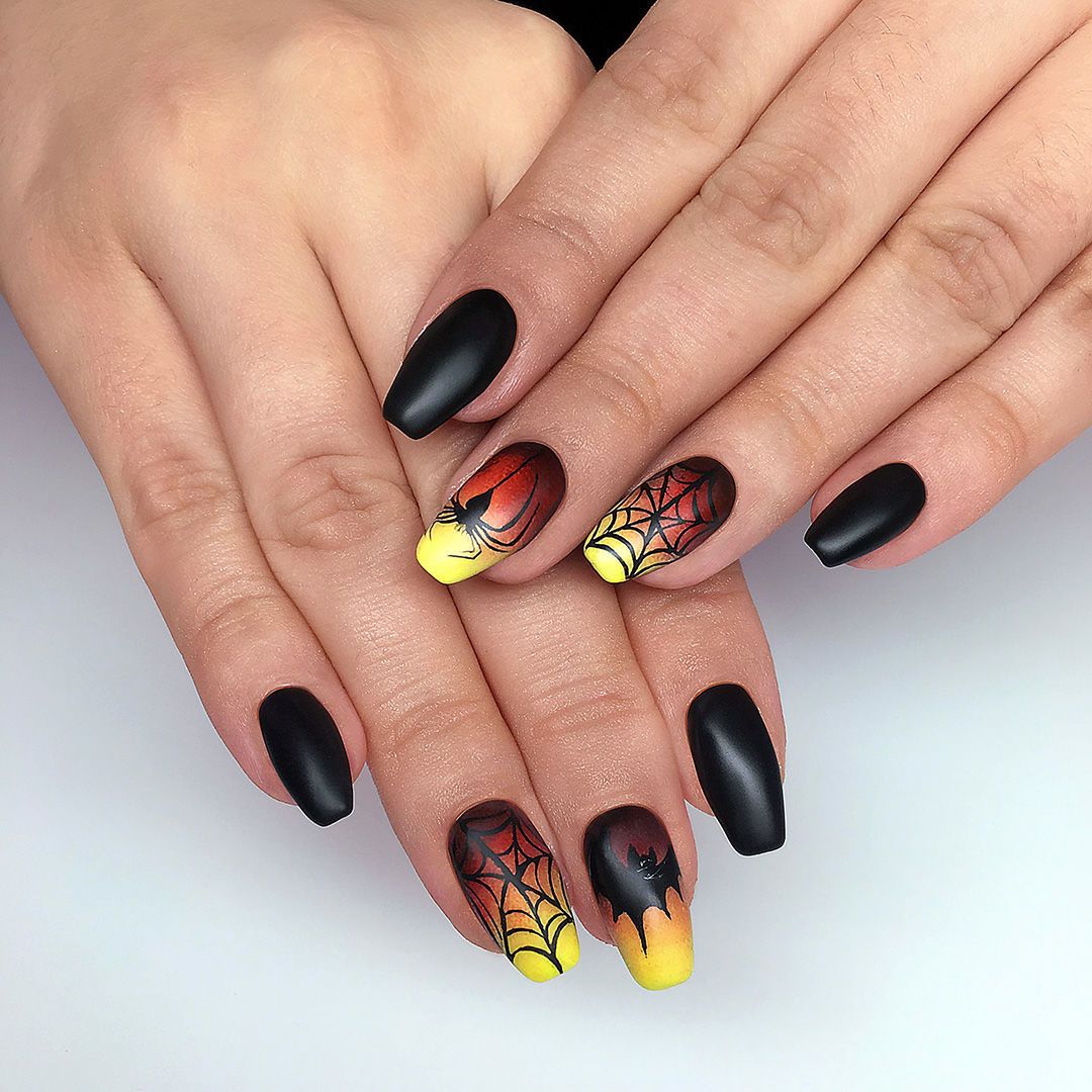 Spider nails for halloween 2020